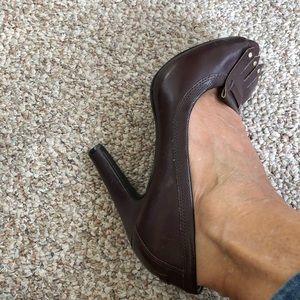 Nine West Peep toe heels